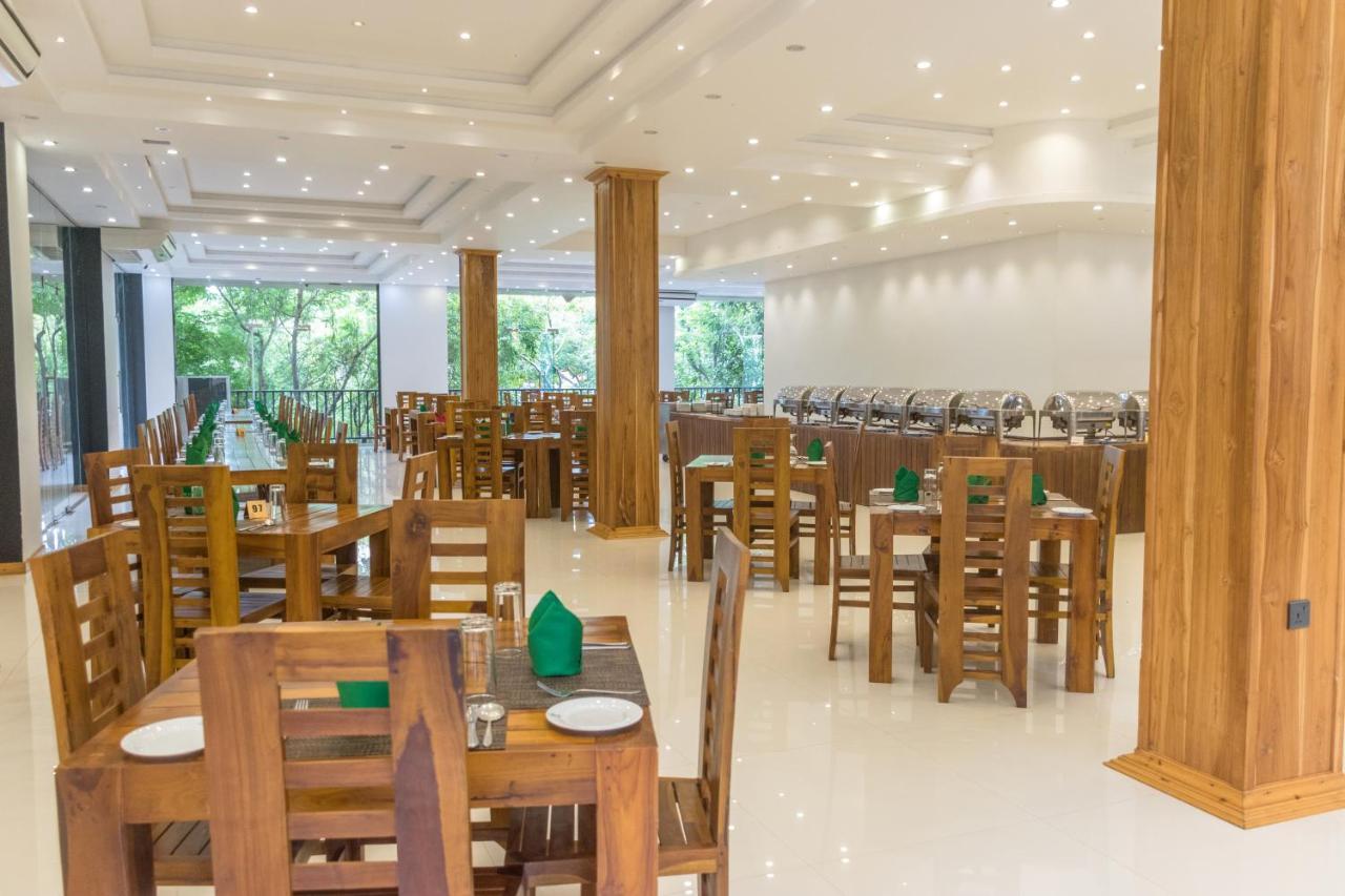 Nice Place Resort ダンブッラ エクステリア 写真